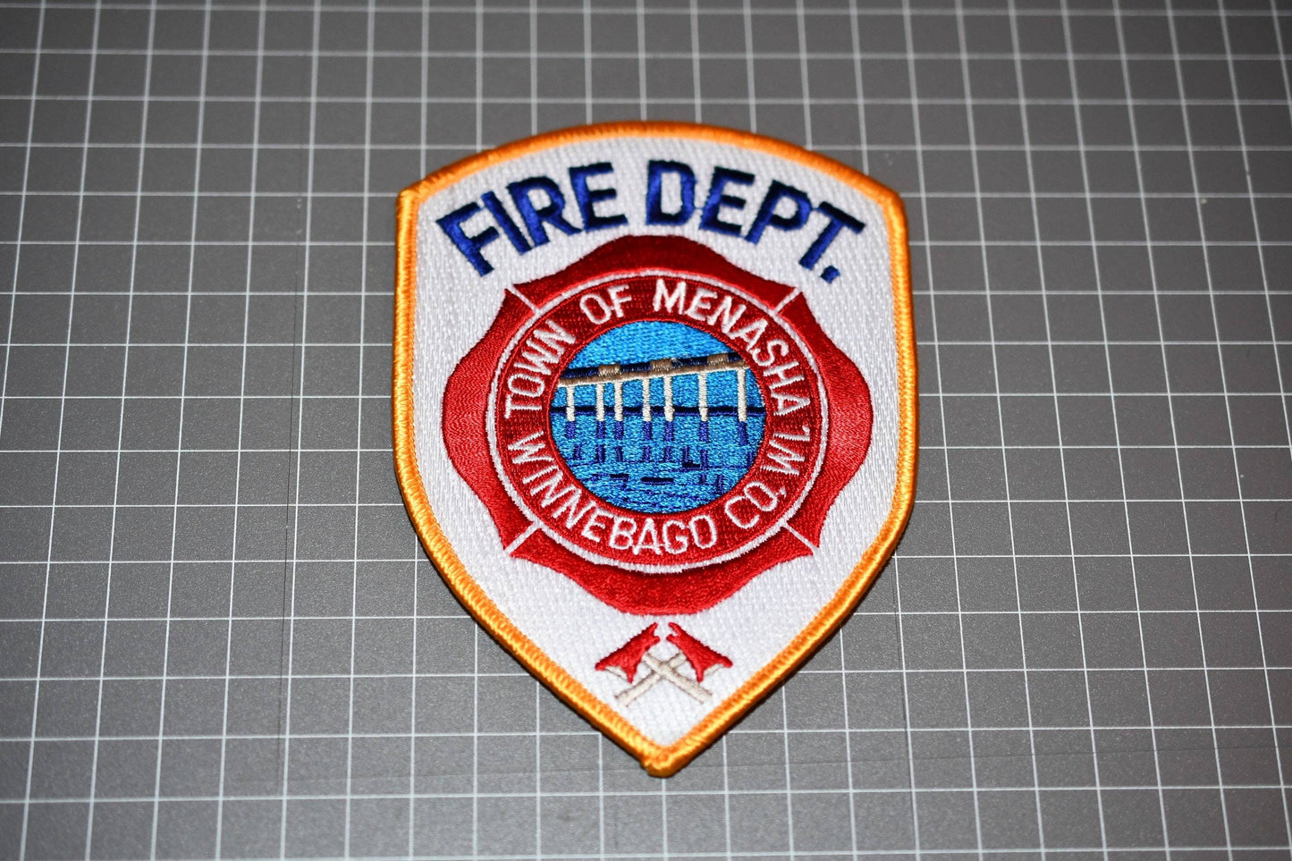Town Of Menasha Wisconsin Fire Department Patch (B9)