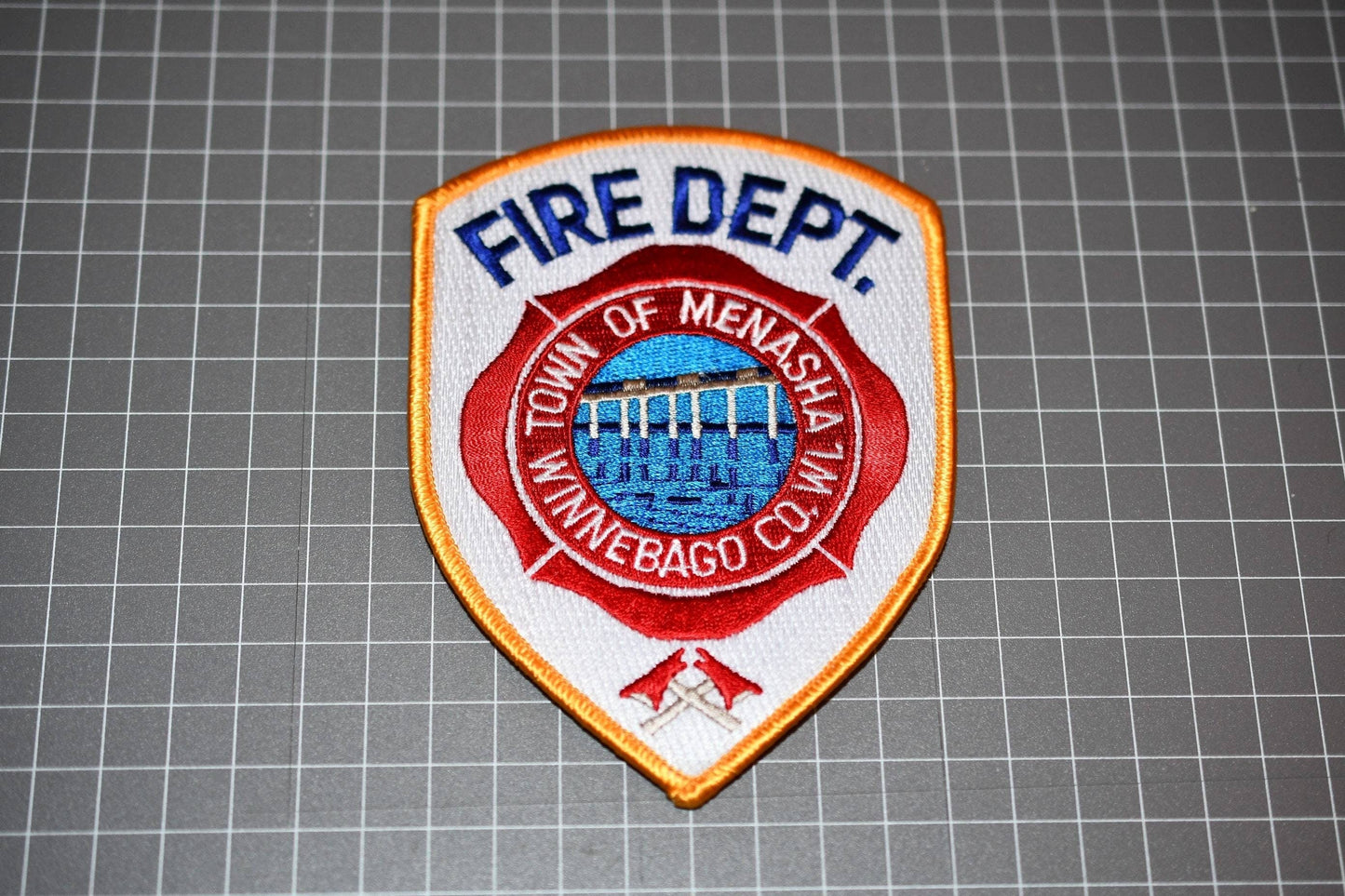 Town Of Menasha Wisconsin Fire Department Patch (B9)