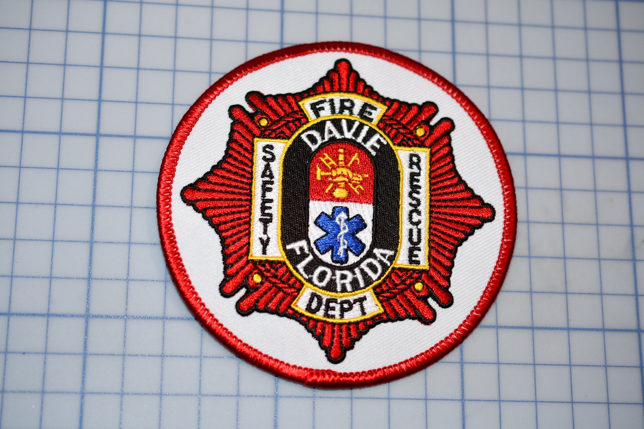Davie Florida Fire Department Patch (B29-359)