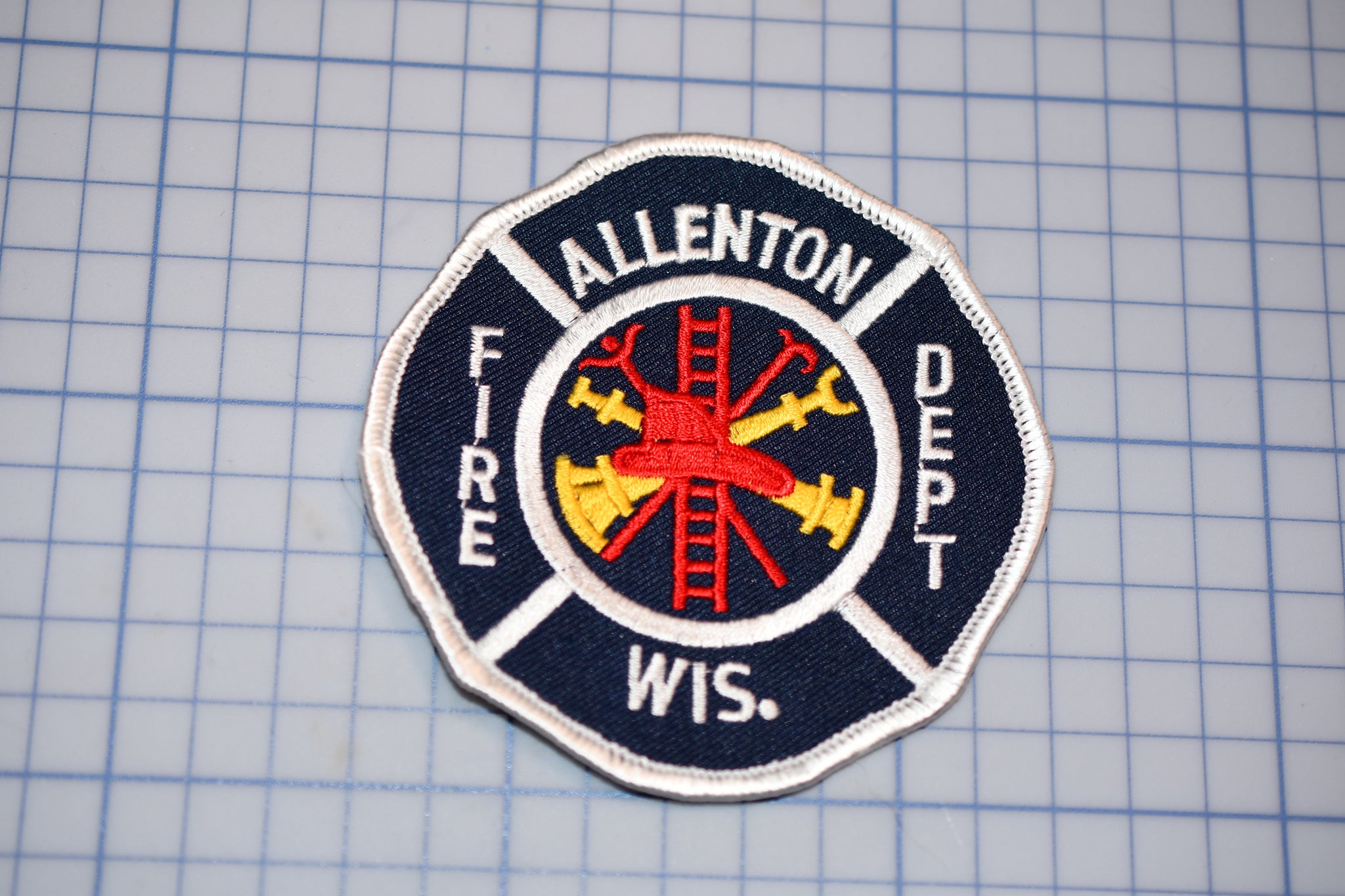Allenton Wisconsin Fire Department Patch (B29-346)
