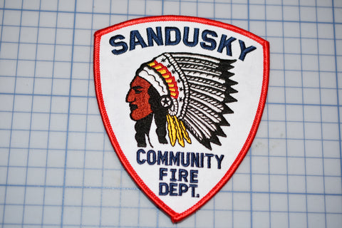 Sandusky Michigan Community Fire Department Patch (B29-362)