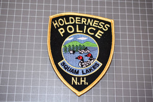 Holderness New Hampshire Police Patch (B20)