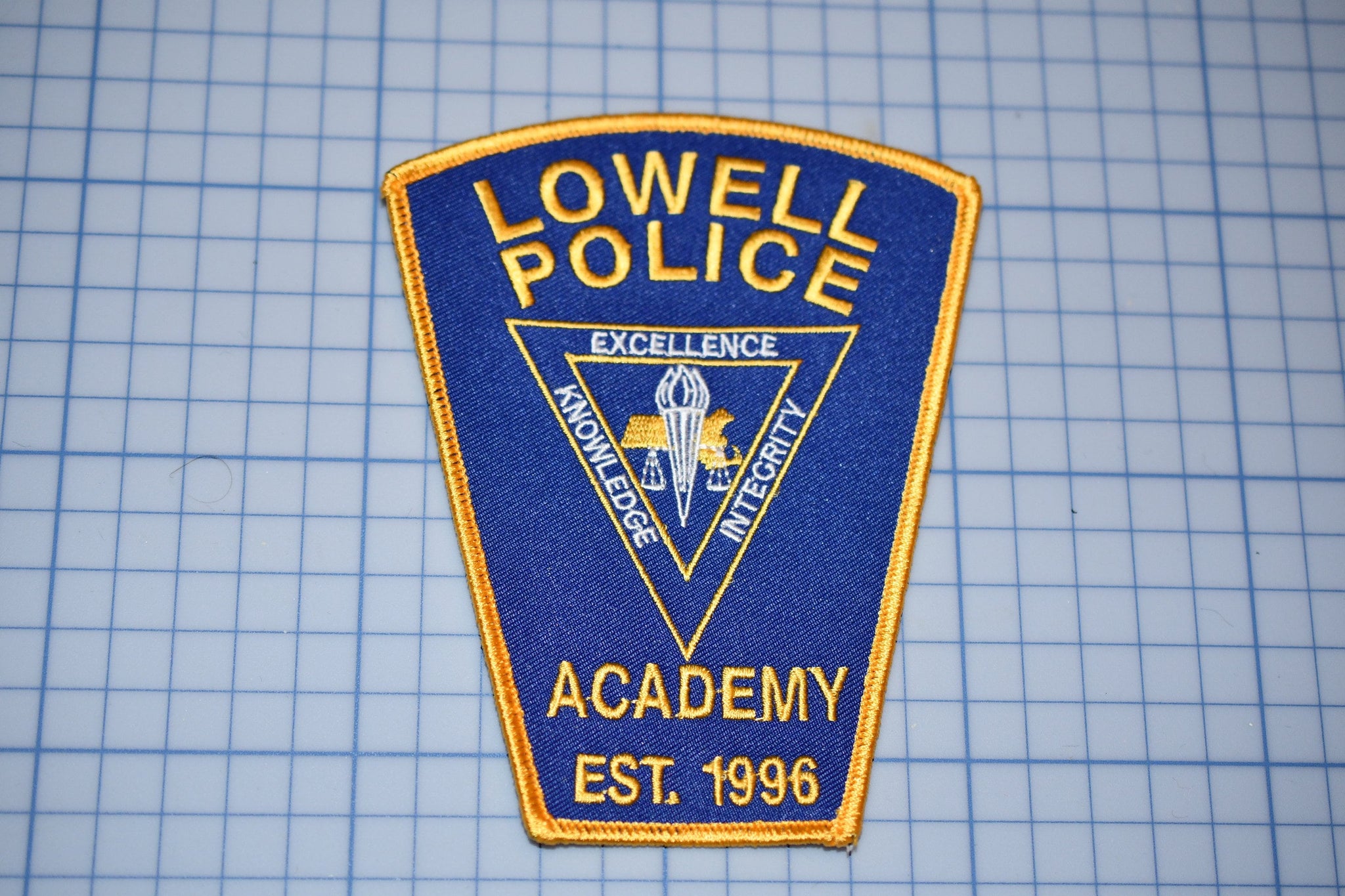 Lowell Massachusetts Police Academy Patch (B24)