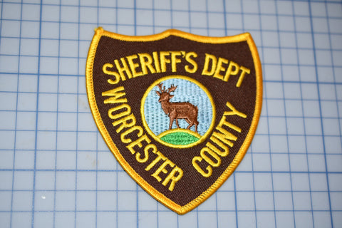 Worcester County Massachusetts Sheriff's Department Patch (S4-294)