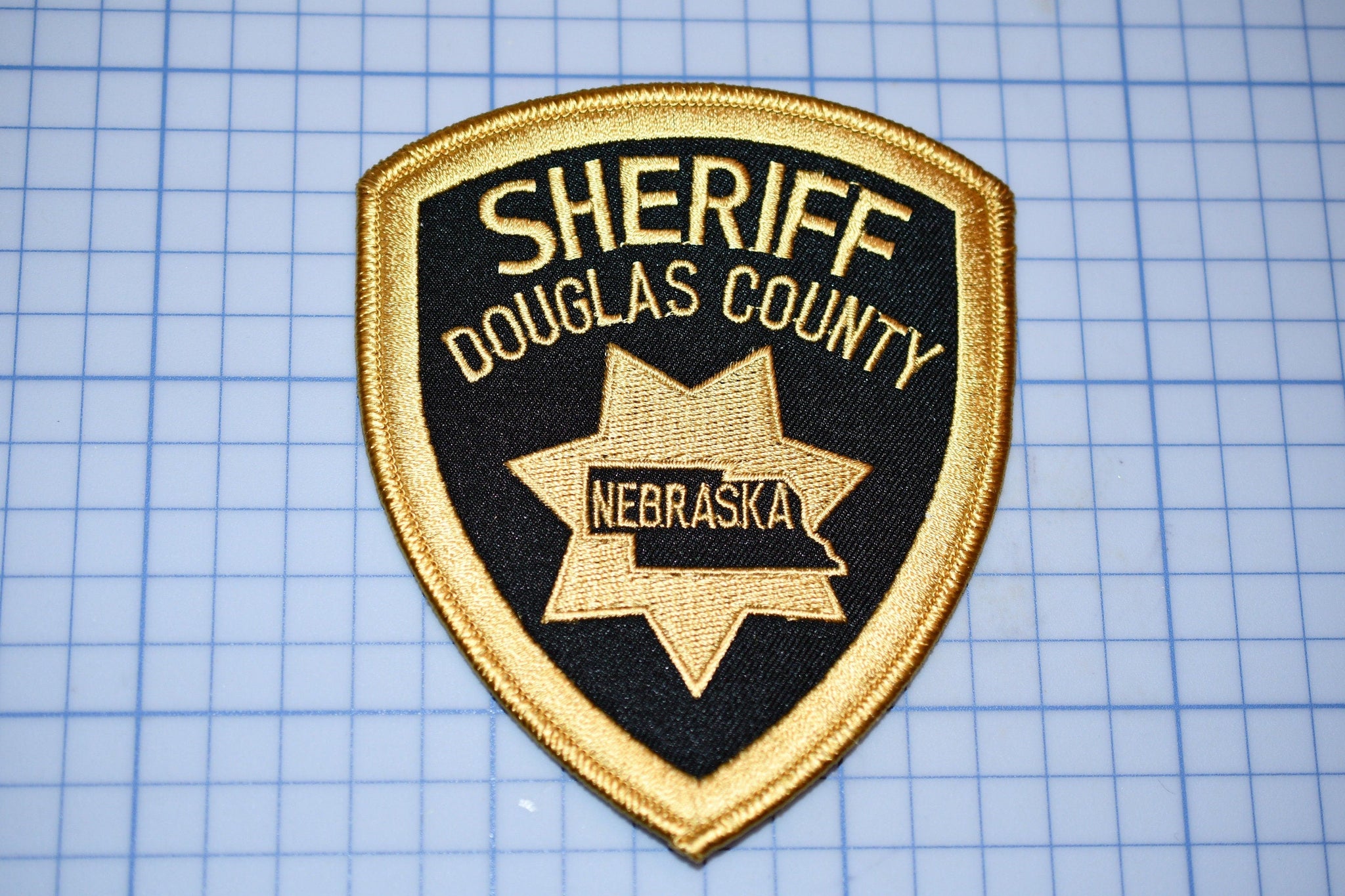 Douglas County Nebraska Sheriff Patch (S4-288)