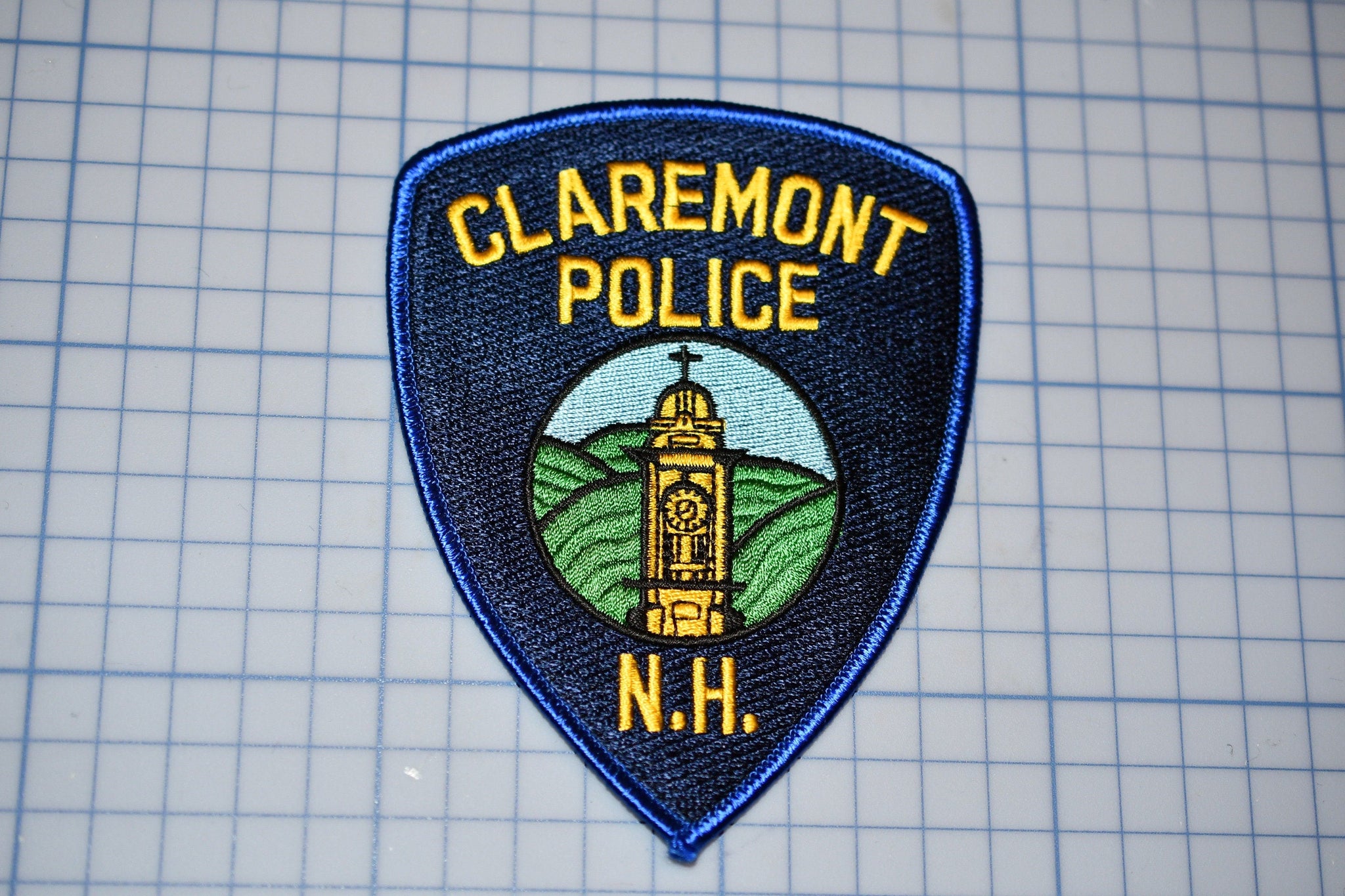 Claremont New Hampshire Police Patch (S4-290)